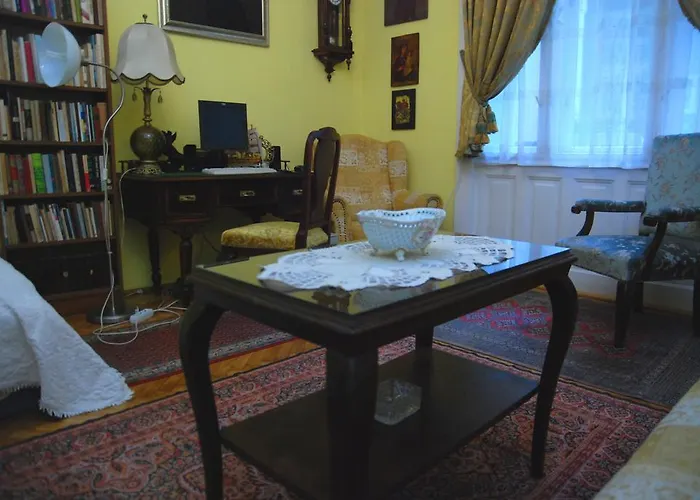 Market Vamhaz Koerut Apartment Budapest