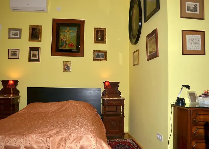 Market Vamhaz Koerut Apartment Budapest