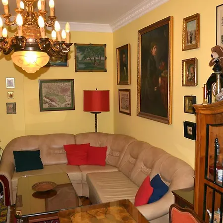 Apartment Market Vamhaz Koerut