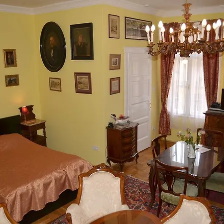 Apartment Market Vamhaz Koerut *